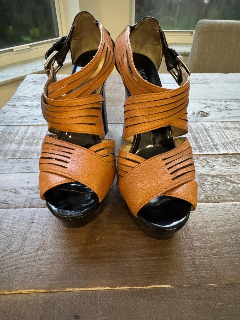 Michael Michael Kors Tan Leather & Black Patent Strappy Platform Sandals size7